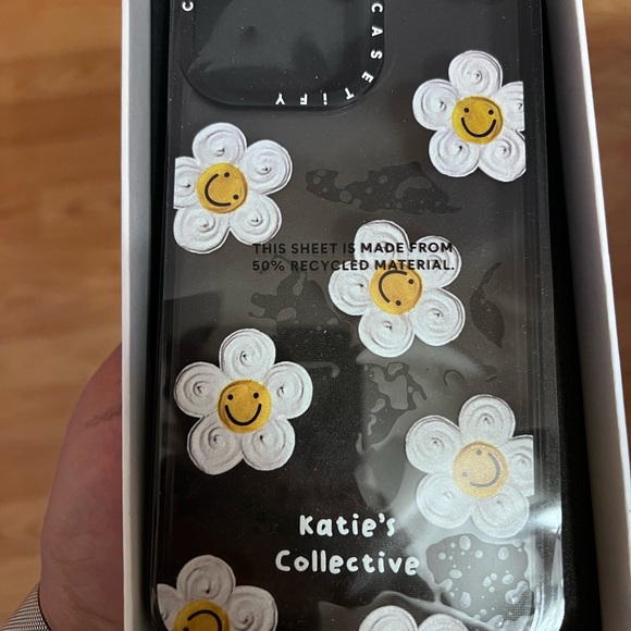 NIB iPhone15 pro max Casetify Case : Katie’s Collective - Picture 5 of 6
